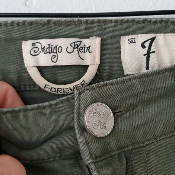 3/$15 Indigo Rein long shorts sz 7 - Picture 3 of 5